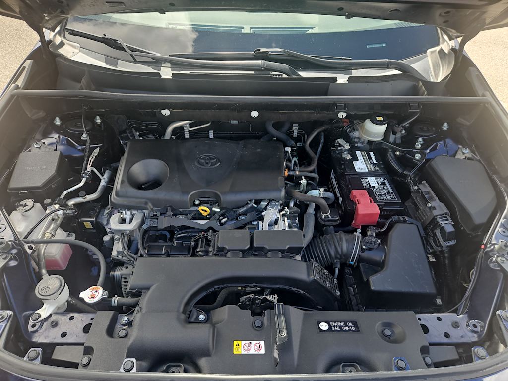 Thumbnail: 2021 Toyota RAV4 - 7