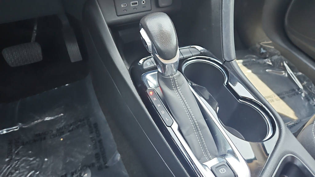 Thumbnail: 2022 Buick Encore GX - 12