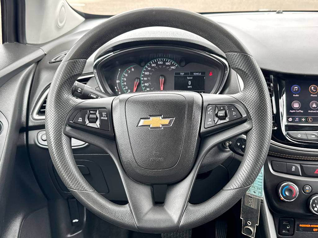 Thumbnail: 2021 Chevrolet Trax - 2