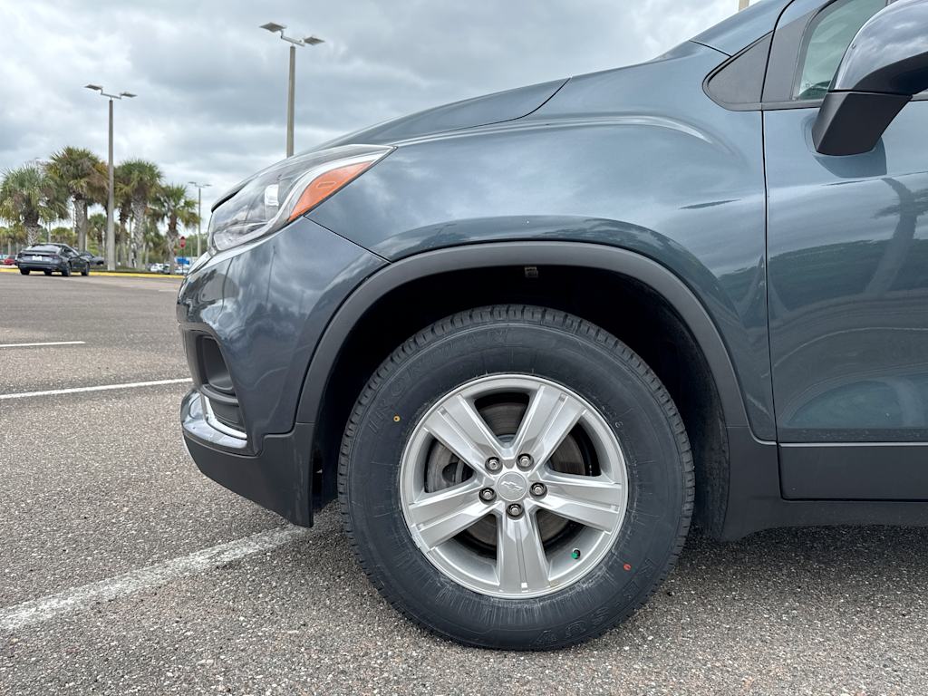 Thumbnail: 2021 Chevrolet Trax - 7