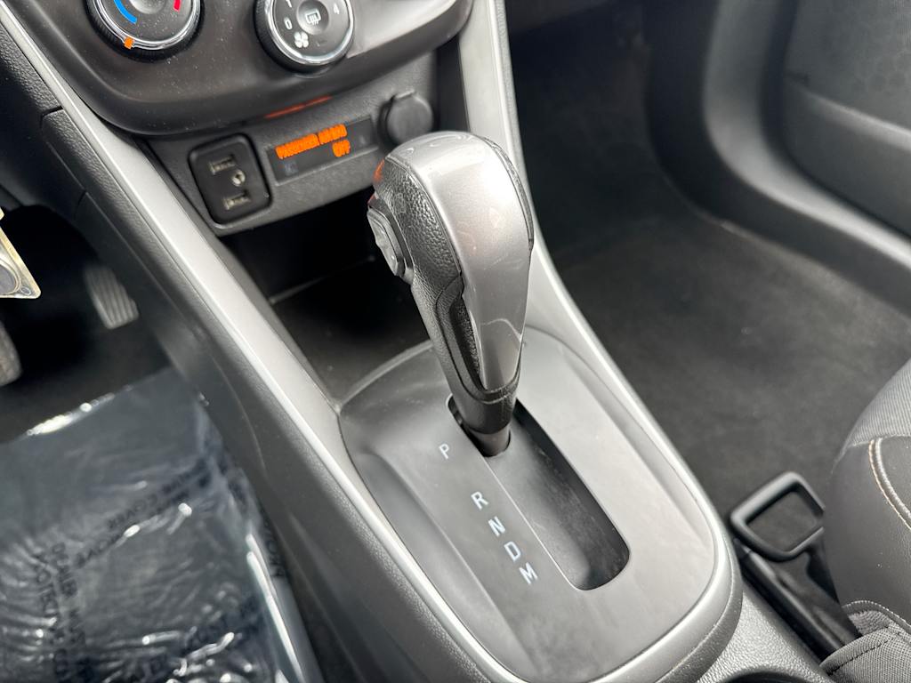 Thumbnail: 2021 Chevrolet Trax - 14