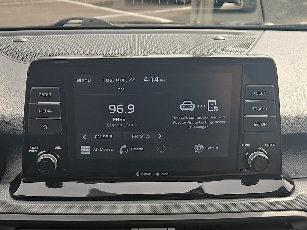 2022 Kia Seltos LX 24