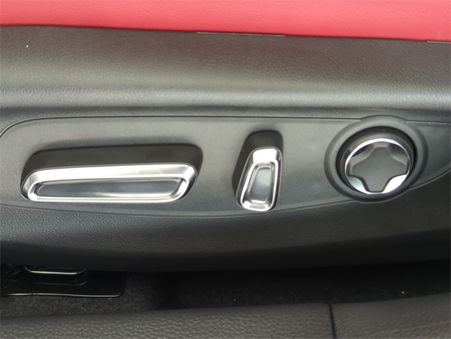 Thumbnail: 2025 Acura Integra - 26