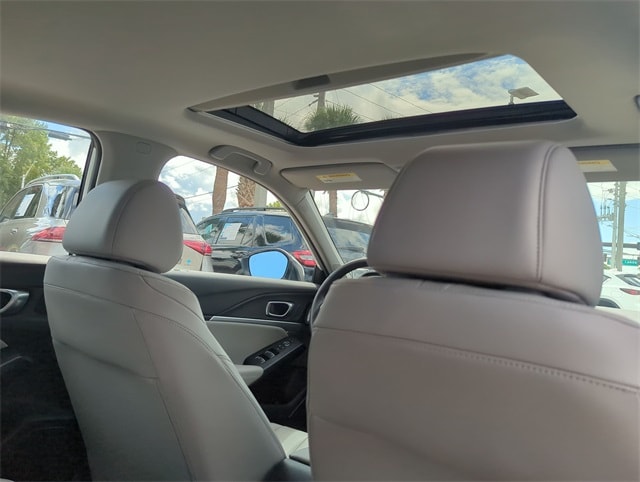 Thumbnail: 2025 Acura Integra - 29