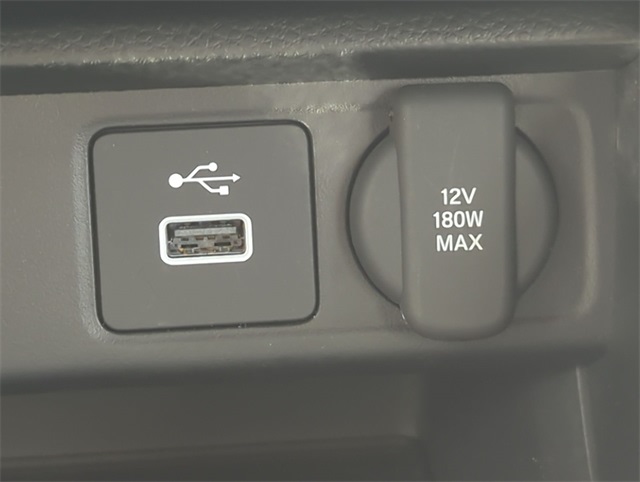 Thumbnail: 2025 Acura Integra - 35