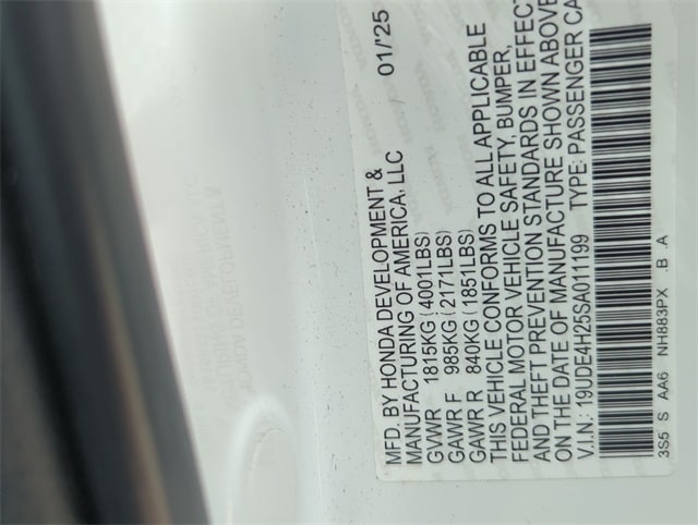 Thumbnail: 2025 Acura Integra - 19