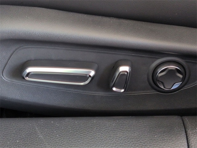 Thumbnail: 2025 Acura Integra - 27