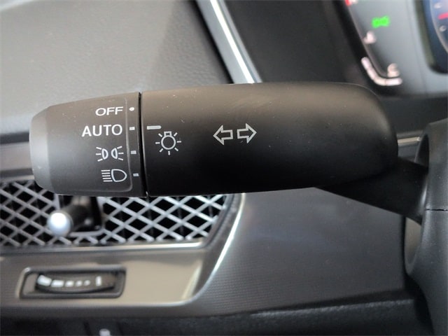 Thumbnail: 2025 Acura Integra - 15