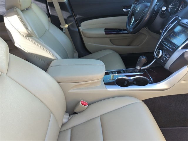 Thumbnail: 2016 Acura TLX - 31