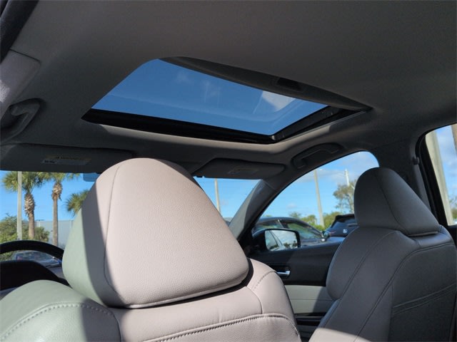 Thumbnail: 2016 Acura TLX - 31