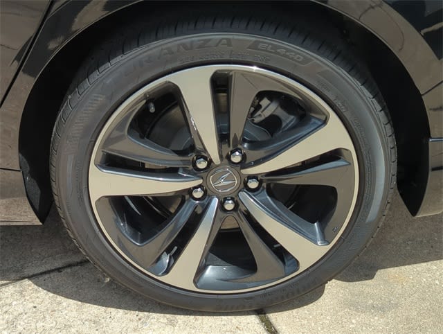 Thumbnail: 2025 Acura TLX - 8