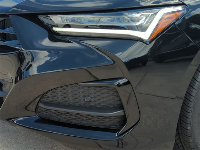 Thumbnail: 2025 Acura TLX - 25