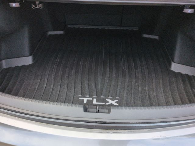 Thumbnail: 2025 Acura TLX - 18