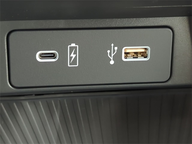 Thumbnail: 2025 Acura TLX - 36