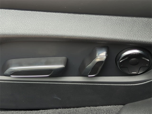 Thumbnail: 2025 Acura TLX - 27