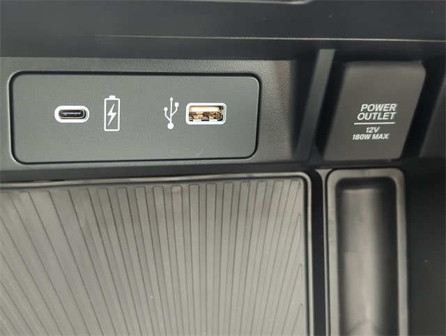 Thumbnail: 2025 Acura TLX - 37