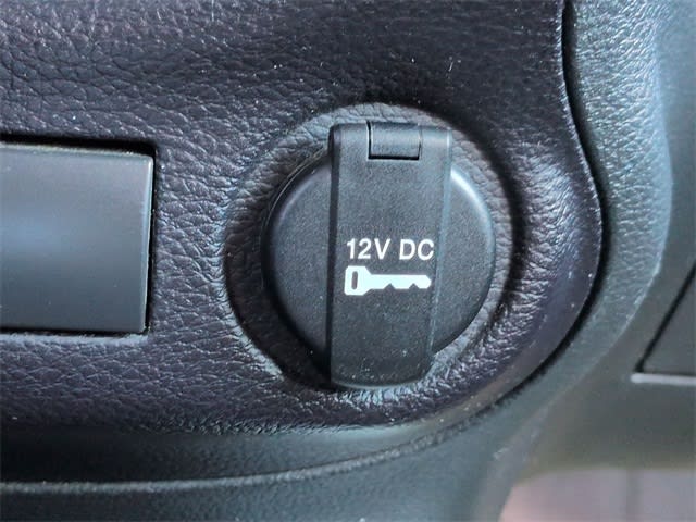 Thumbnail: 2015 Jeep Wrangler - 33