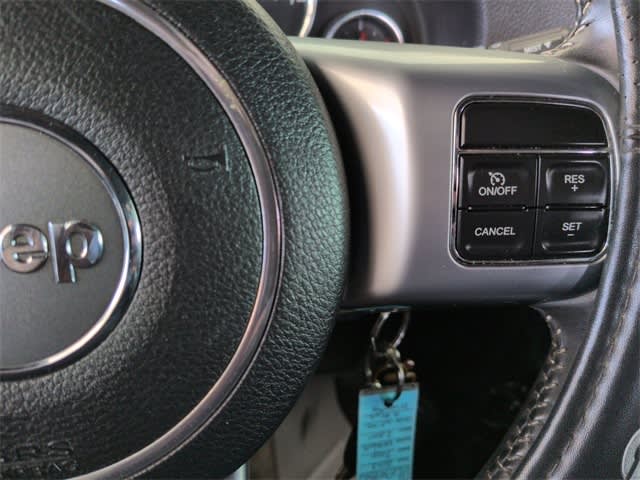 Thumbnail: 2015 Jeep Wrangler - 28