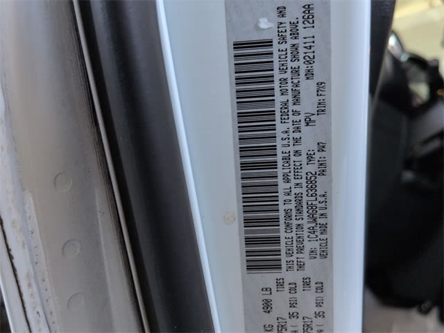 Thumbnail: 2015 Jeep Wrangler - 18