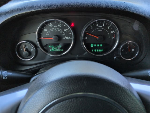 Thumbnail: 2015 Jeep Wrangler - 15