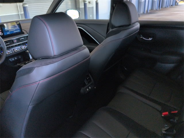 Thumbnail: 2018 Jeep Wrangler - 13