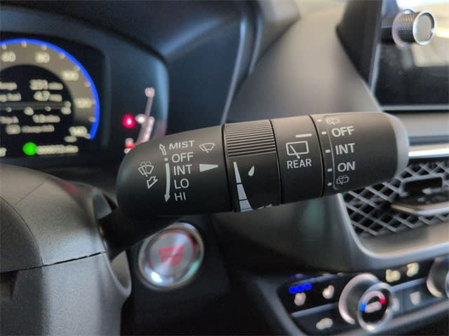 Thumbnail: 2018 Jeep Wrangler - 15