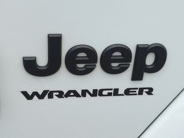 Thumbnail: 2023 Jeep Wrangler - 7