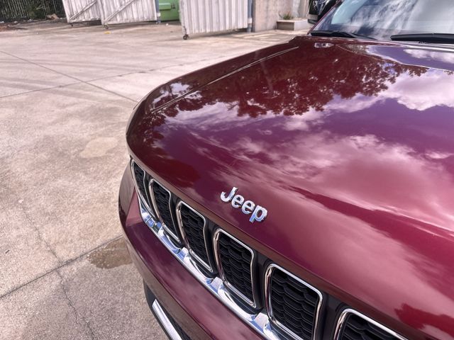 Thumbnail: 2023 Jeep Grand Cherokee - 7