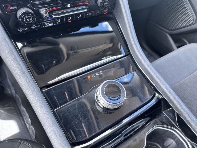 Thumbnail: 2023 Jeep Grand Cherokee - 15