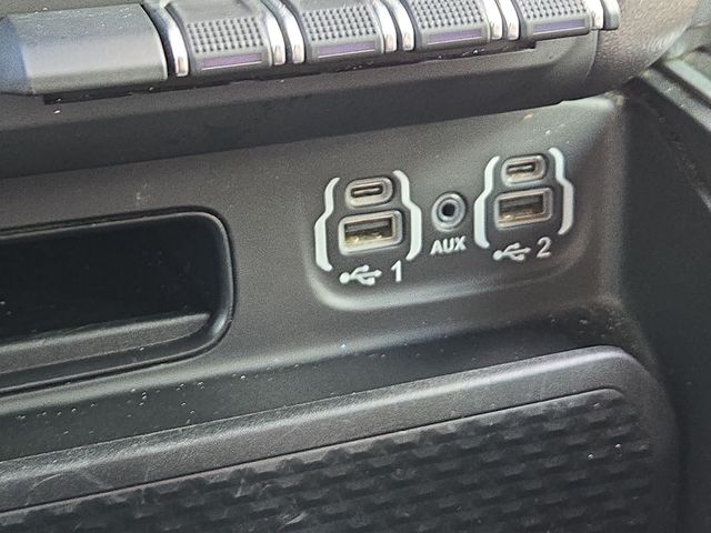 Thumbnail: 2021 RAM 1500 - 34