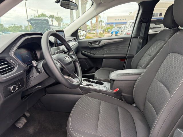 Thumbnail: 2025 Ford Escape - 6