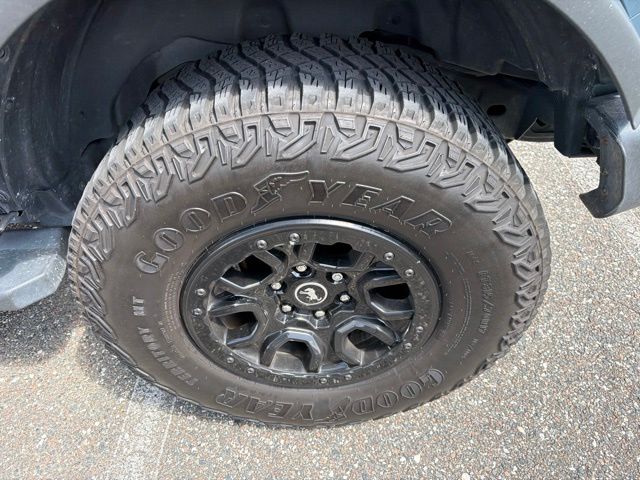 Thumbnail: 2022 Ford Bronco - 6