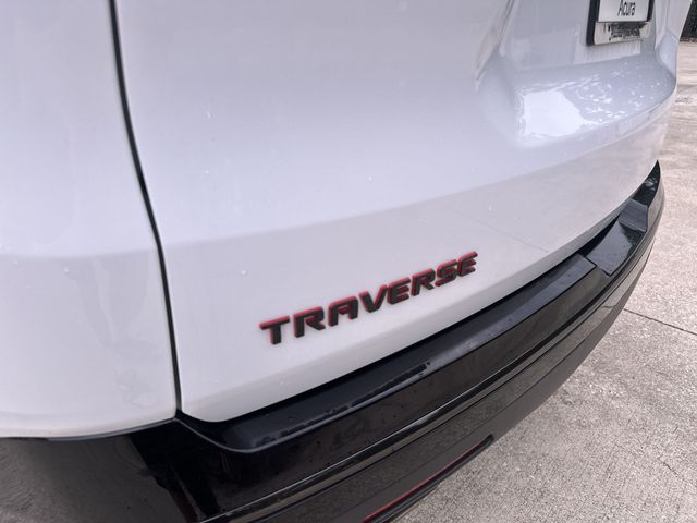 Thumbnail: 2023 Chevrolet Traverse - 7