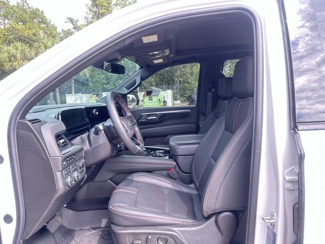 Thumbnail: 2025 Chevrolet Suburban - 11