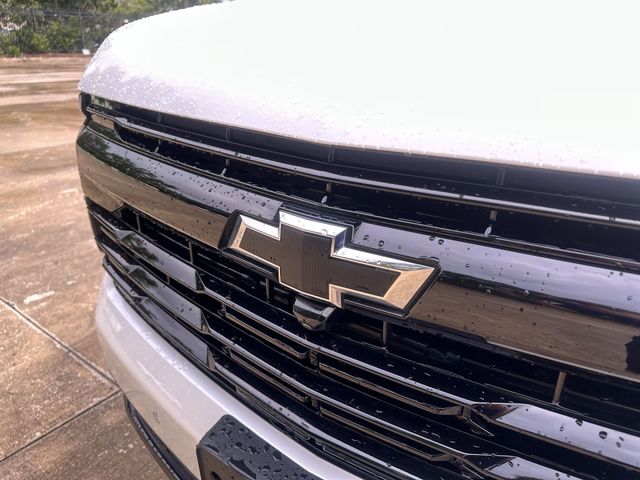 Thumbnail: 2025 Chevrolet Suburban - 7
