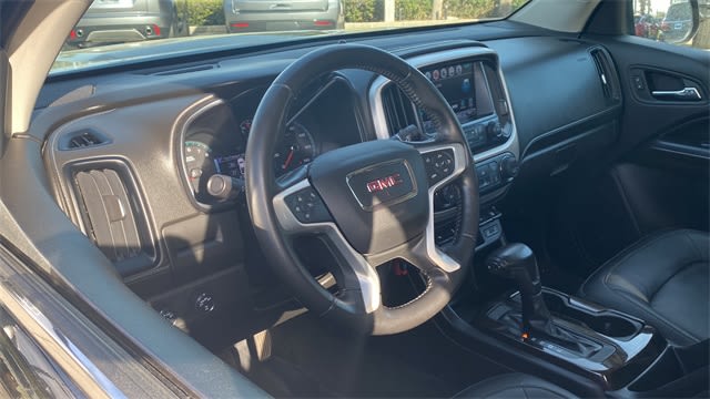 2018 GMC Canyon SLT 2