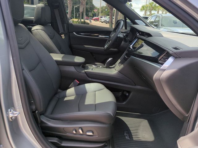 Thumbnail: 2025 Cadillac XT6 - 12