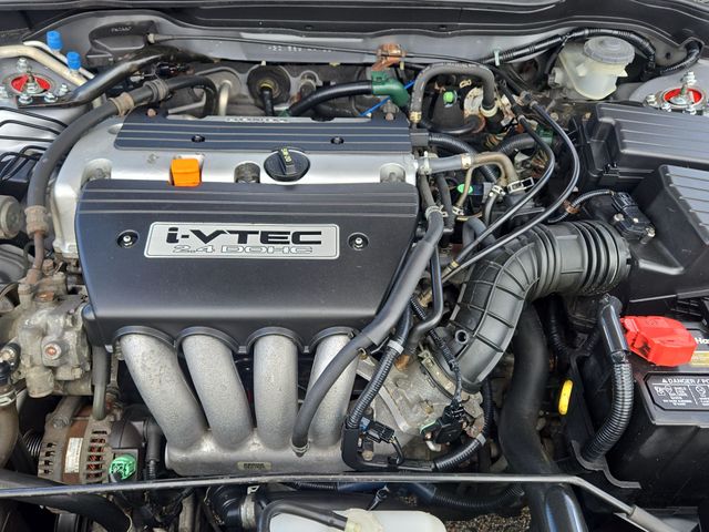 Thumbnail: 2004 Honda Accord - 9