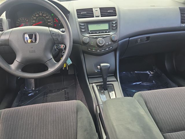 Thumbnail: 2004 Honda Accord - 10