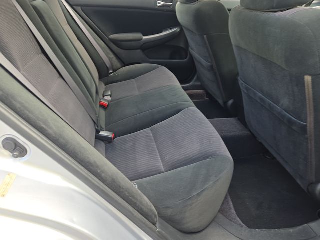 Thumbnail: 2004 Honda Accord - 23