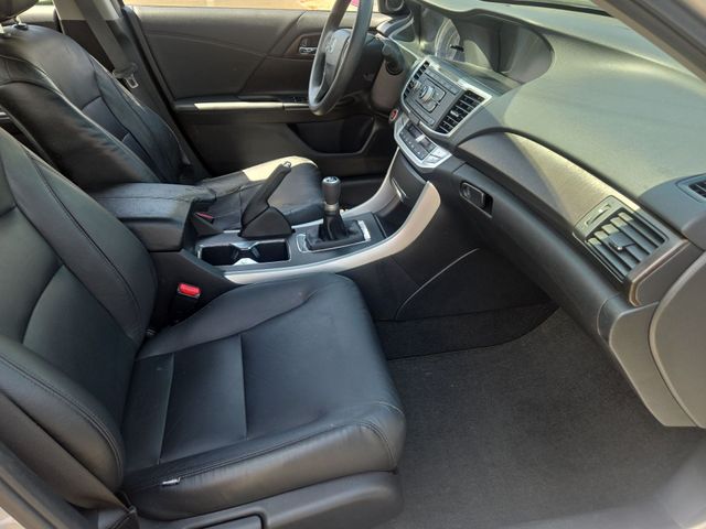 Thumbnail: 2014 Honda Accord - 28