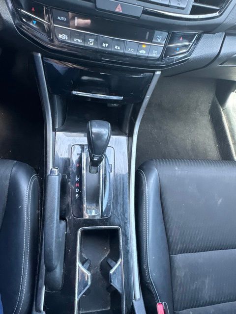 Thumbnail: 2016 Honda Accord - 9