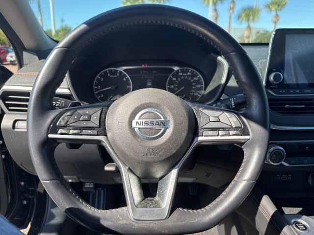 Thumbnail: 2020 Nissan Altima - 9