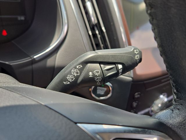 Thumbnail: 2020 Ford Edge - 30