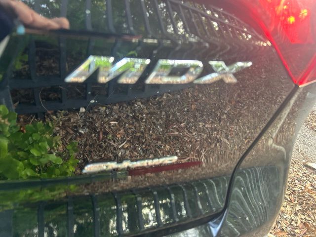 Thumbnail: 2011 Acura MDX - 4
