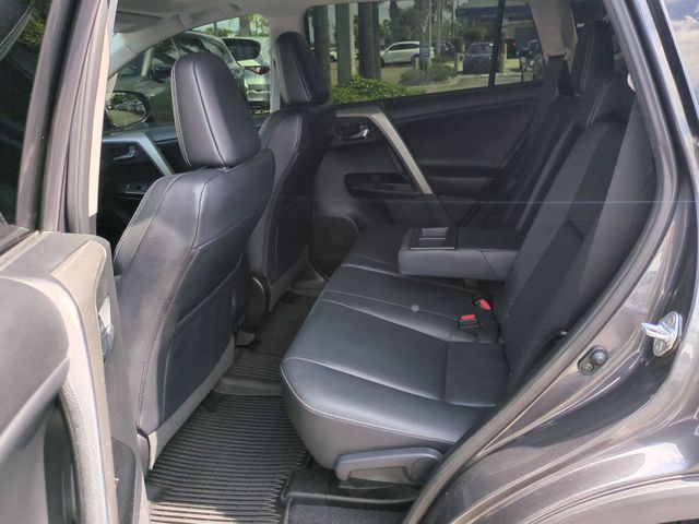 Thumbnail: 2017 Toyota RAV4 - 29