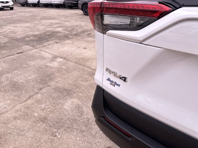 Thumbnail: 2023 Toyota RAV4 - 30