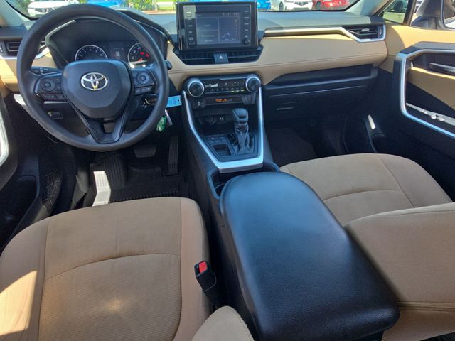 Thumbnail: 2019 Toyota RAV4 - 10