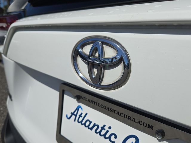 Thumbnail: 2019 Toyota RAV4 - 7