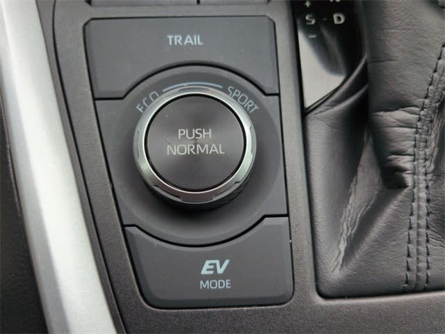 Thumbnail: 2024 Toyota RAV4 - 38